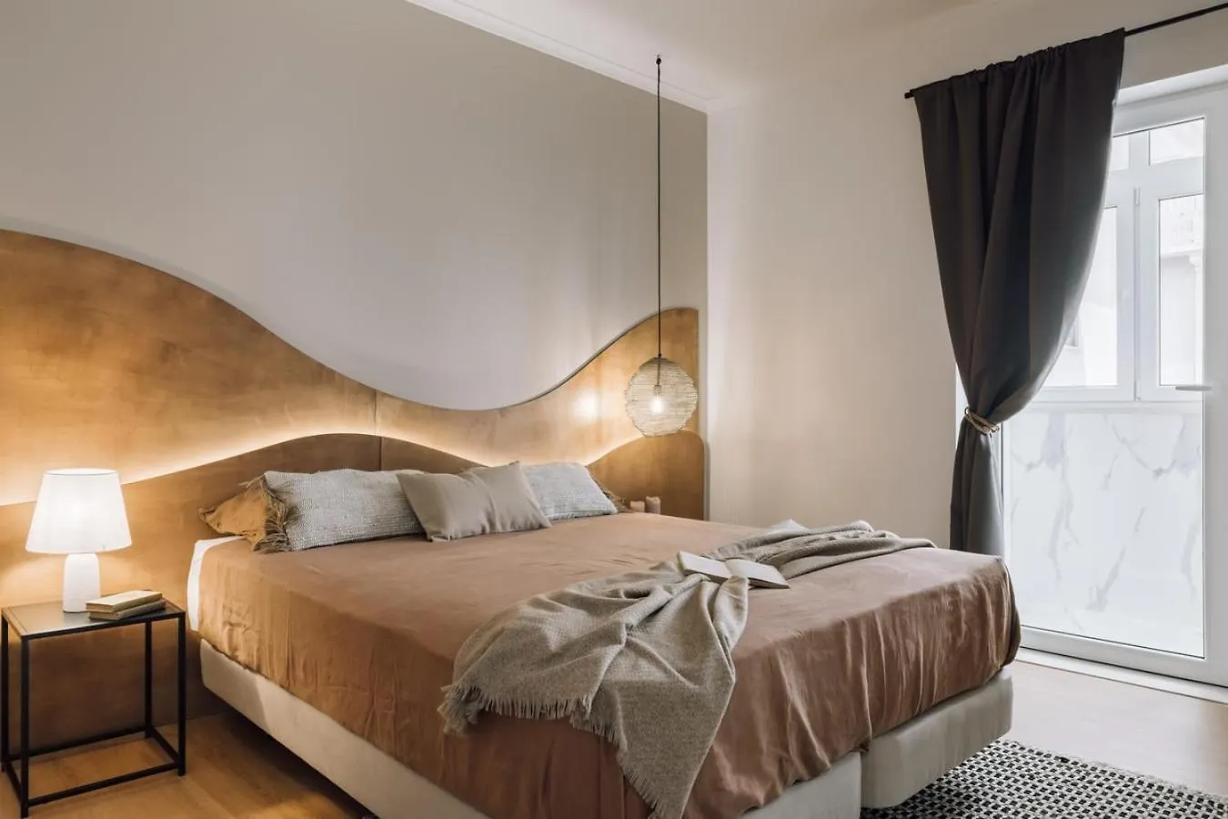 Tadara - 3 Bedrooms In Santo Antonio 리스본